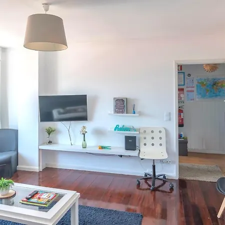 Апартаменты - Sea View Эшпинью