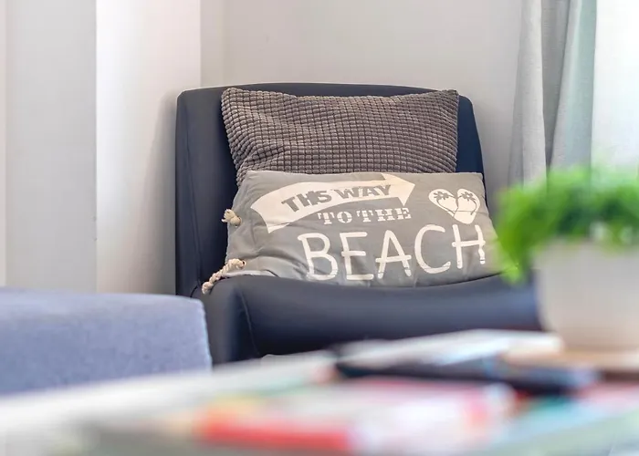 - Sea View Apartment *