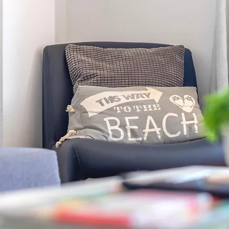 - Sea View Apartment *